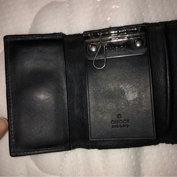 Gucci key holder just one ring left - Picture 7 of 12